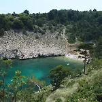 And With Parking Space Vrbnik, Krk - 5301 Casa de hóspedes 3*