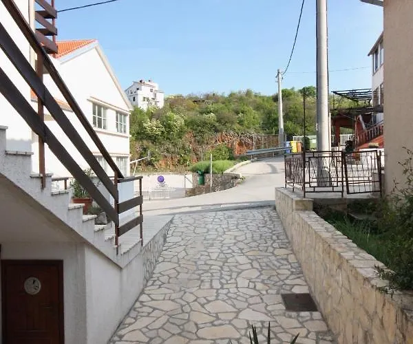 And With Parking Space Vrbnik, Krk - 5301 Pensiune